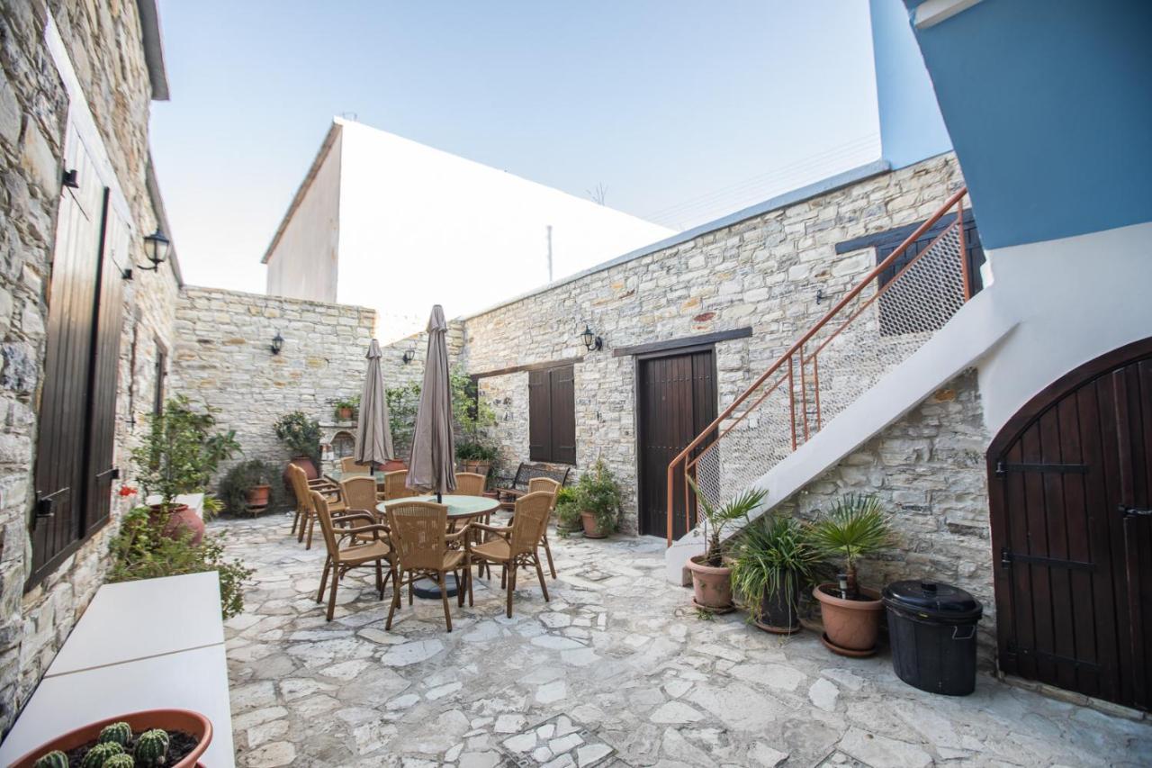 בית הארחה פאנו לפקארה 	Iosiphis Stonebuilt House מראה חיצוני תמונה