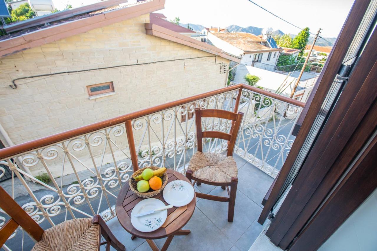 בית הארחה פאנו לפקארה 	Iosiphis Stonebuilt House מראה חיצוני תמונה