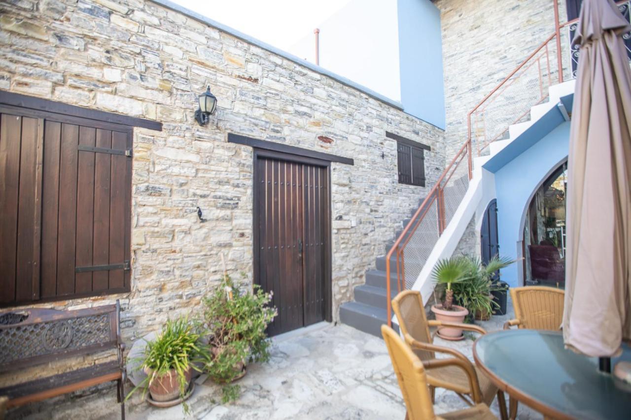 בית הארחה פאנו לפקארה 	Iosiphis Stonebuilt House מראה חיצוני תמונה