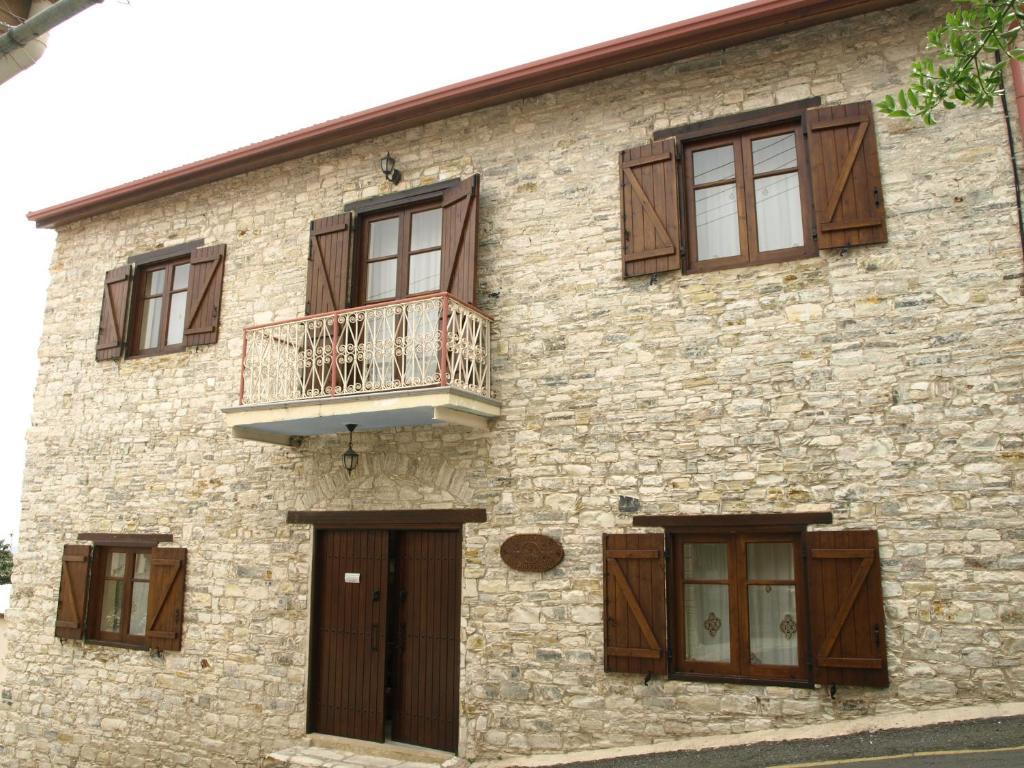 בית הארחה פאנו לפקארה 	Iosiphis Stonebuilt House מראה חיצוני תמונה